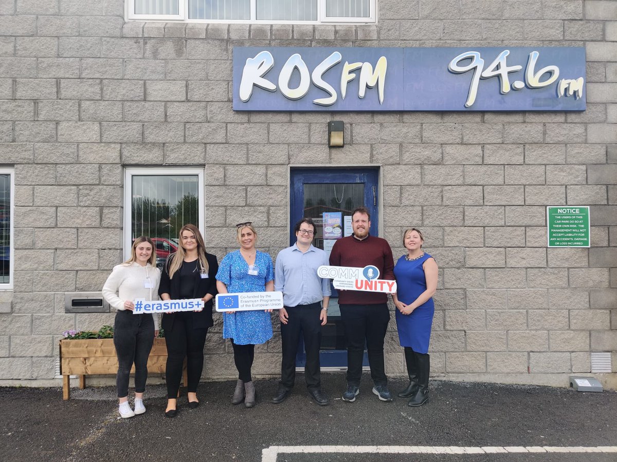 LeaderRoscommon's tweet photo. The Irish COMM UNITY radio project team met with Minister Humphries as she opened the building at RLP &amp; Ros FM.

Our project aims to bring communities together, to share stories and participate in civic life in Europe.

Follow @COMMUNITYEU1 and @rosfmradio1 for more updates! https://t.co/sYekWRl6iB