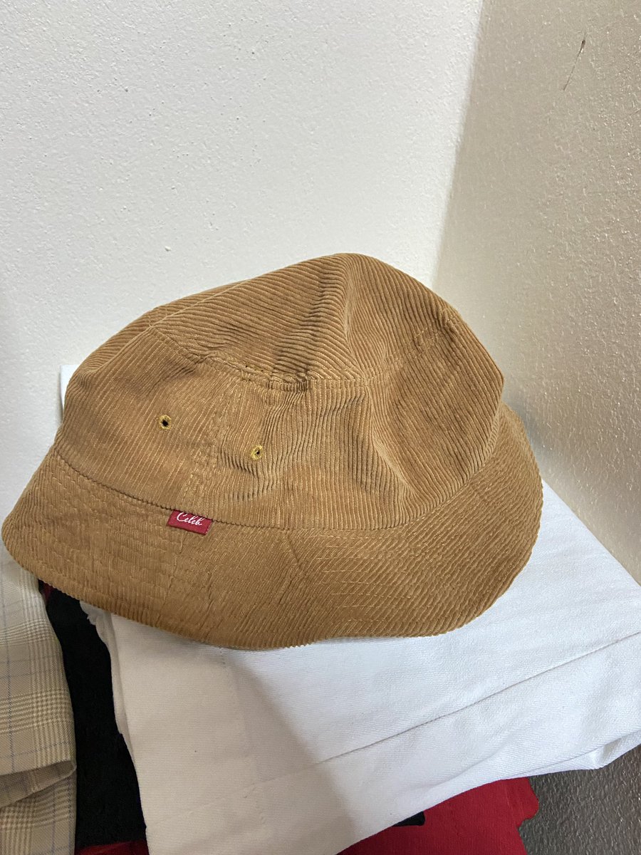 nthanats's tweet photo. 📮 ใบละ 35 ฿ https://t.co/knRvJ3sZZS