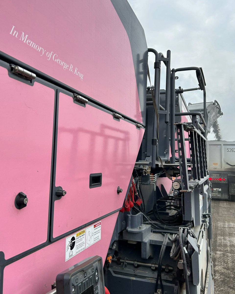 Getting the job done right for generations. 

Photo: Bryan Warrick
#kfiveteam #kfivefam #construction #milling #paving #pink #inmemory #chicago #trucks #kfiveatwork