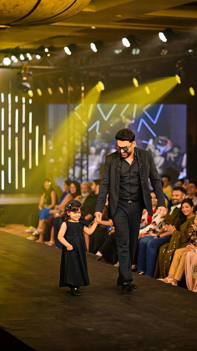 kapil_holic's tweet photo. Beautiful Pictures Of Father and Daughter 😍🥺❤️🤌 @KapilSharmaK9 #bewithbeti #betifashionshow #KapilSharma #Anayrasharma https://t.co/wtoKPQ9mv1