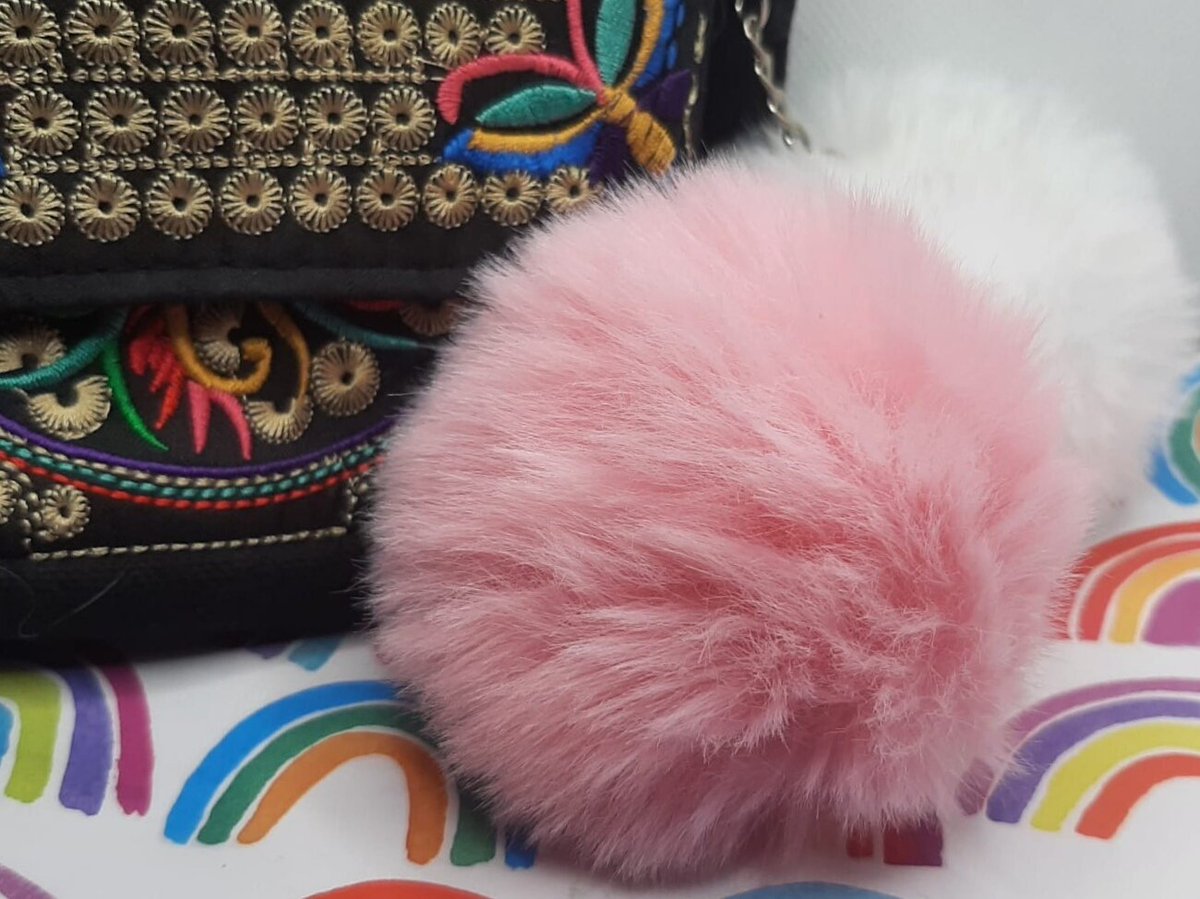 sec3wishes's tweet photo. ๐ best seller ๐ check out the 5 โญ reviews!
Soft, Fluffy Pom-Pom #Keychains or Bag #Charms available at https://t.co/UH1nHoIN9m
#keyrings #handmade #bags #bagcharms #pompoms #fluffy #fluffykeychains #pompomkeyrings #gifts https://t.co/4cwIuVP0z0