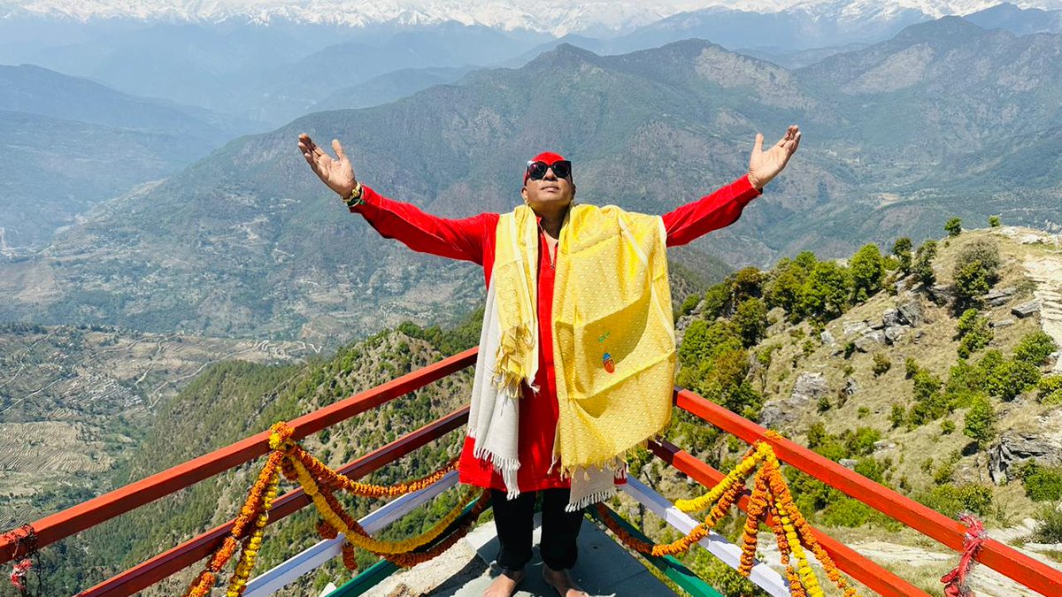 drumssivamani's tweet photo. What a divine place π And to be performing here at the Kartik Swami Temple in #uttarakhand was absolute bliss.
Special thanks to Sh. Satpal Maharaj, honourable tourism minister, Sh. Sachin Kurve, secy tourism and Sh. Ravishankar (IAS).
#rhythmisgod https://t.co/10zlt8kC9t