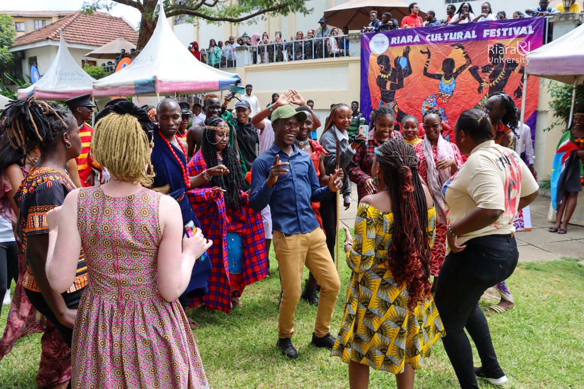 #Miondoko time 🙃🕺💃 . Thank you for rocking your amazing cultures 🔥👏🔥See you guys for pajama day🌜tomorrow👊 <a href="/riarasa/">MyRiara</a>  #rucultureweek #NurturingInnovators