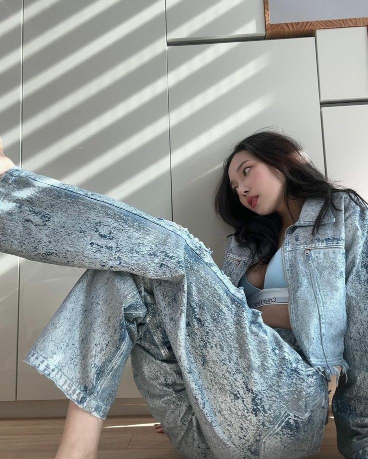 ㅤ
ㅤㅤㅤㅤㅤㅤㅤㅤ𝐥𝖾𝗍 𝗆𝖾 𝖻𝖾 𝐭𝗁𝖾 𝖌𝗂𝗋𝗅 𝗎𝗻𝗱𝖾𝗋 𝗒𝗈𝗎
ㅤㅤㅤㅤㅤㅤㅤㅤ お 、𝐭𝗁𝖺𝗍 𝗺.𝖺𝗄𝖾𝗌 ❪'𝗒𝗈𝗎-𝖼𝗋𝗒'❫.
ㅤ