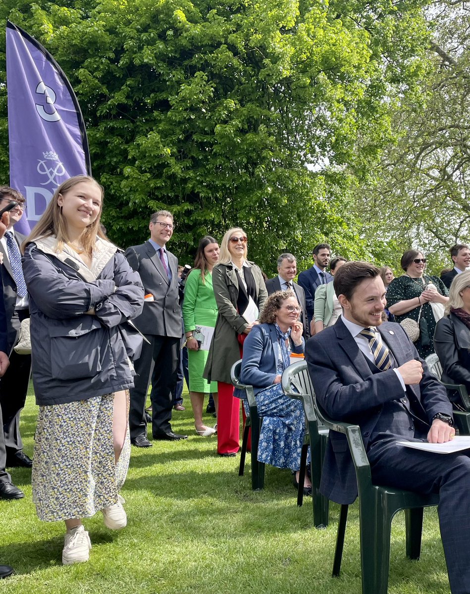 DofENorth's tweet image. What an incredible day at Buckingham Palace celebrating thousands of young people achieving their @DofE award.
It was a privilege to chat to many young people &amp;amp; their guests. Their confidence, determination &amp;amp; resilience is clear to see.
Thank you to @RoyalFamily for a great day!