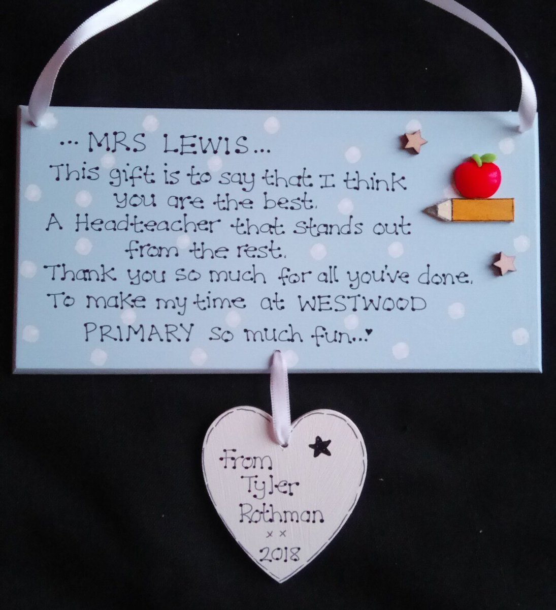 sharks21's tweet photo. Seems lot of people are looking at end of term #gifts  Lots of #teacher plaques selling today!
#teacherandstudent #handmade #yourBizHour #smallbiz #CreativeBizHour #giftideas #EtsyHandmade #etsyshop #school 

https://t.co/wr8RDNgMCX via @Etsy https://t.co/HKyefUdE38