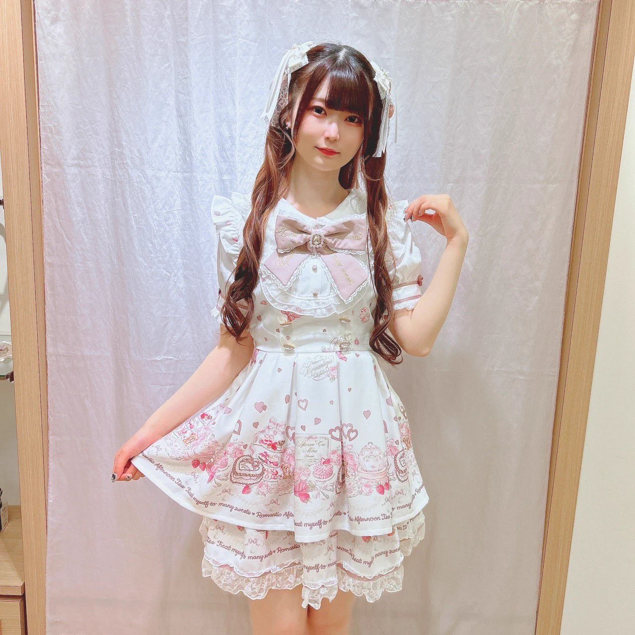 LIZ LISA a X: 