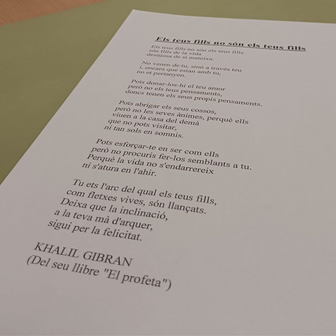 L’Escola de Famílies de #Torredembarra tancava ahir el curs amb “Coneix-te per educar; compartim aprenentatges i vivències”amb Imma Sagrera, psicòloga mpal. Una dinàmica participativa va afavorir l’autoconeixença i l’aprenentatge de recursos per acompanyar dia a dia els infants.