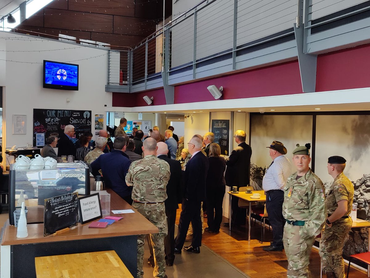 A fantastic turnout last night in Stornoway for the @army_engagement presentation with a range of people from across the community. @stornowaylive #engagement