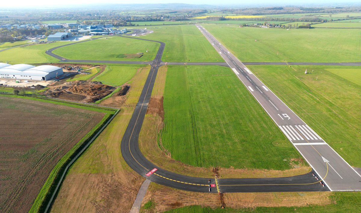 London Oxford Airport (Official) tweet media