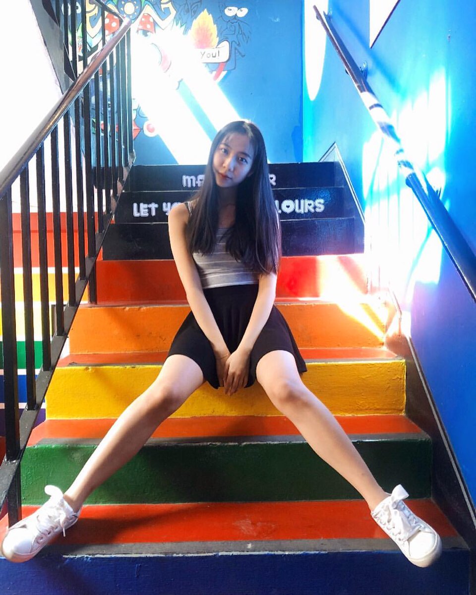 wangkaiqian1's tweet photo. 最近新增了幾個班別
正好都是處在叛逆期的學生
變成夾心餅乾夾在家長與學生之間
好不容易調整好的方向又瞬間亂了..
有人可以開導開導我 讓我找回方向嗎 🥺 https://t.co/Gd8uIFgUzv