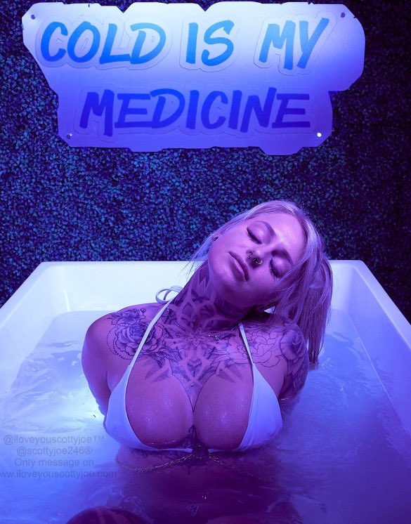 1 pic. join me ? https://t.co/AjUh40s4PH