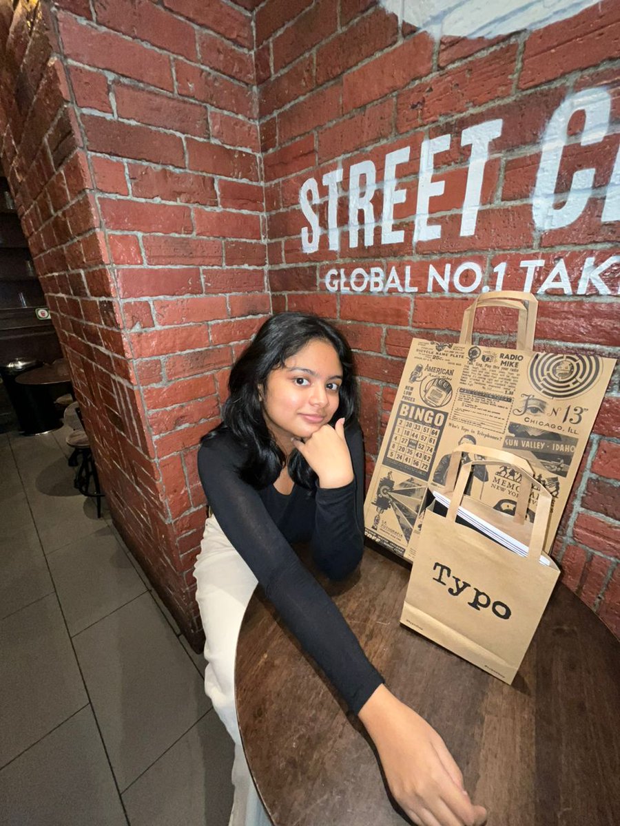 icsmksh's tweet image. Heyy here's  fun fact on Yesho!!

'fun fact I love movies! The only reason I have a will to live is for watching movies. Although this may not be a movie but everyone should watch Queen Charlotte 😭🫶🏾'