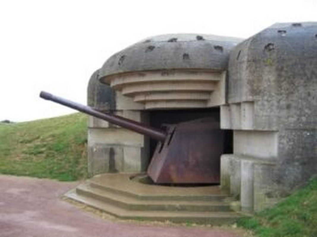 Stichting Menno van Coehoorn organiseert op 6 juni om 19:30 de webinar: Atlantikwall als verdediging Deel 1 – Normandië (Door Hans Sakkers). Het webinar gaat over de uitbouw van de Atlantikwall in Normandië en de strijd hierom. tinyurl.com/2fkrcnnq