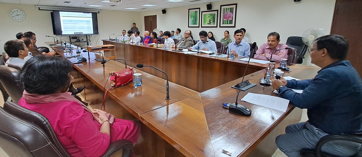 CSArunachal's tweet photo. Administered LiFE pledge for behaviour changes and environment friendly lifestyle.
Mindful and responsible utilization of resources is the key to protect and preserve the environment. 2/2 https://t.co/p8Tf7PXLk0