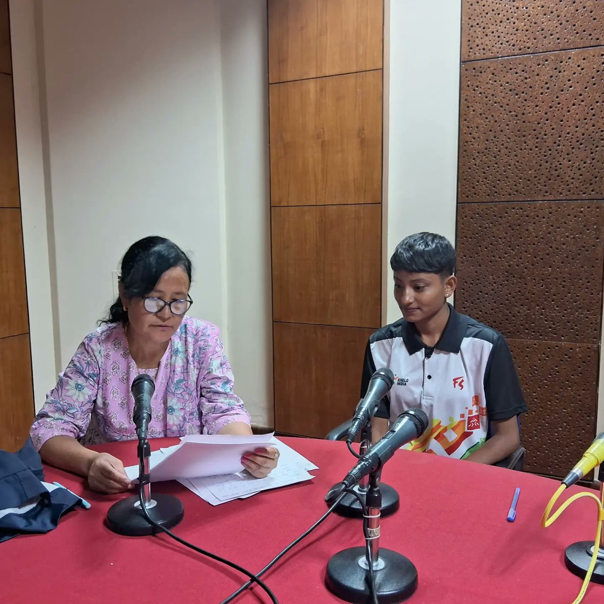 Time of recording 16  may 2023 🙌

Thank you  for the wonderful review on the interview broadcasted by All India Radio kurseong ✔️❤️
📻❤️❤️
We  like to thank you for this great opportunity to have you speak on Radio  📻of a radio interview over All India Radio kurseong ❤️