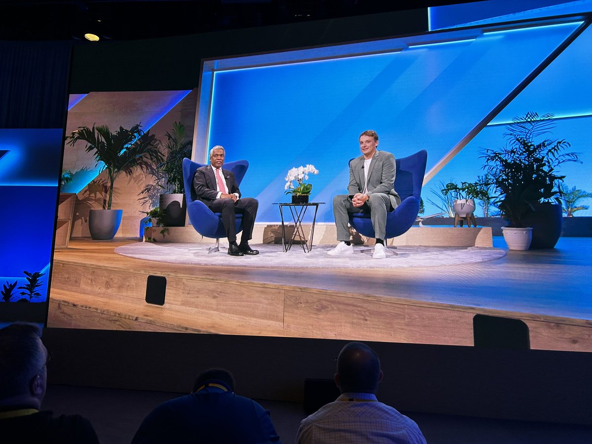 Meg Bear (she/her) tweet media