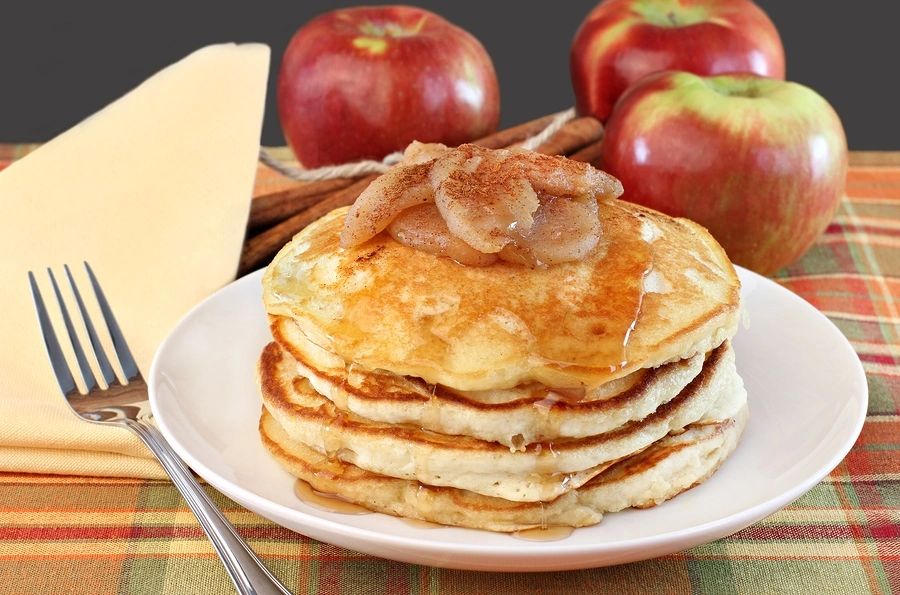 AppleBarnTN's tweet photo. Talk about the perfect way to wake up! #ApplePancakes https://t.co/Tt6JtpH2JO