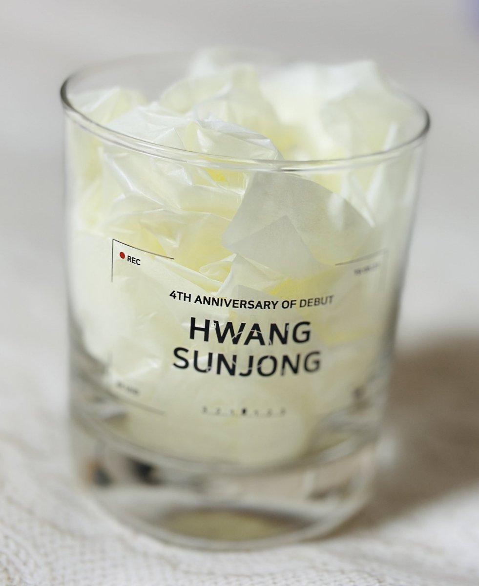 💝RT 이벤트💝
RT 추첨을 통해 1분께 
💙황순종 배우님 데뷔 4주년💙 
축하 기념 온더락 잔을 드립니다☺️

✔️ 황순종 배우님 필모 4개 이상 보신분 
       👉캐보 트윗 링크 인증
✔️ 5/21 밤공 전 직접 수령 가능하신 분
 ✔️비계, 구독계, 타장르계정은 제외됩니다🥺
🎉 발표 : 5/21 순종시