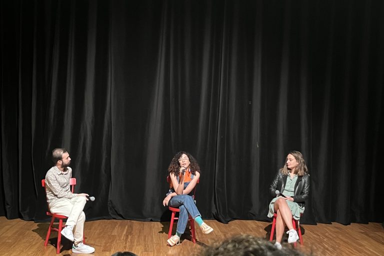 EnassMedia's tweet image. 🔴🔴« Mazal Tefla » : Stop aux mariages des fillettes
📌Ambiance d’un film coup de poing.
👇🌐fb.watch/kzhBlvP8x1/?mi…
#ENASS #protectiondelenfant #Cinema #mediadessansvoix #Maroc