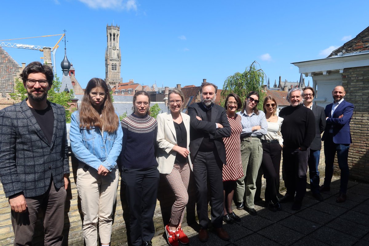 College of Europe tweet media