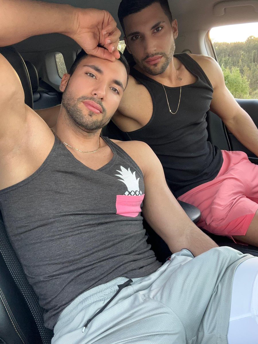 Twins two on Twitter: "Looking for a bottom to take a seat😏 #fitness