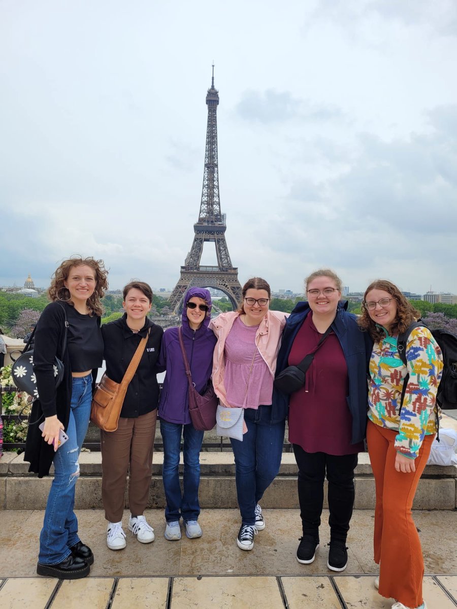 shippensburgU's tweet photo. #shipisit #goodship Oui oui ♥️🇫🇷 https://t.co/fBxqZlHqyM
