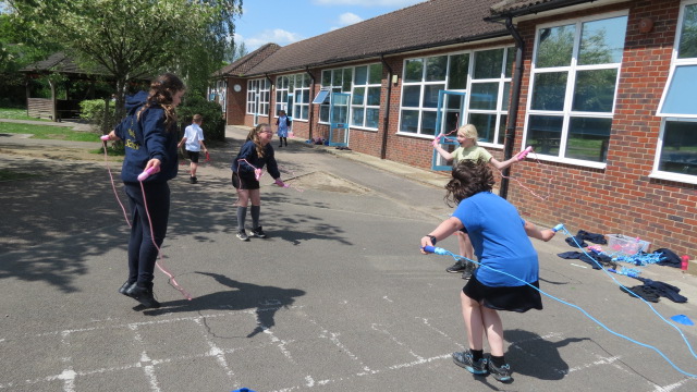 Children have all been given their own skipping ropes to enjoy our @skip2bfit lunchtimes. If they want to take part, they can enjoy skipping to music and counting their skips.