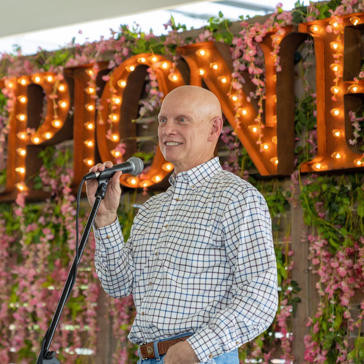 PXDtweets's tweet image. Nothing beats getting our teams together, connecting outside the day-to-day &amp;amp; showing our employees how much we appreciate them! We had events in both the Permian and Las Colinas to celebrate the people who make our company what it is – our talented team members.🎉 #LifeAtPioneer