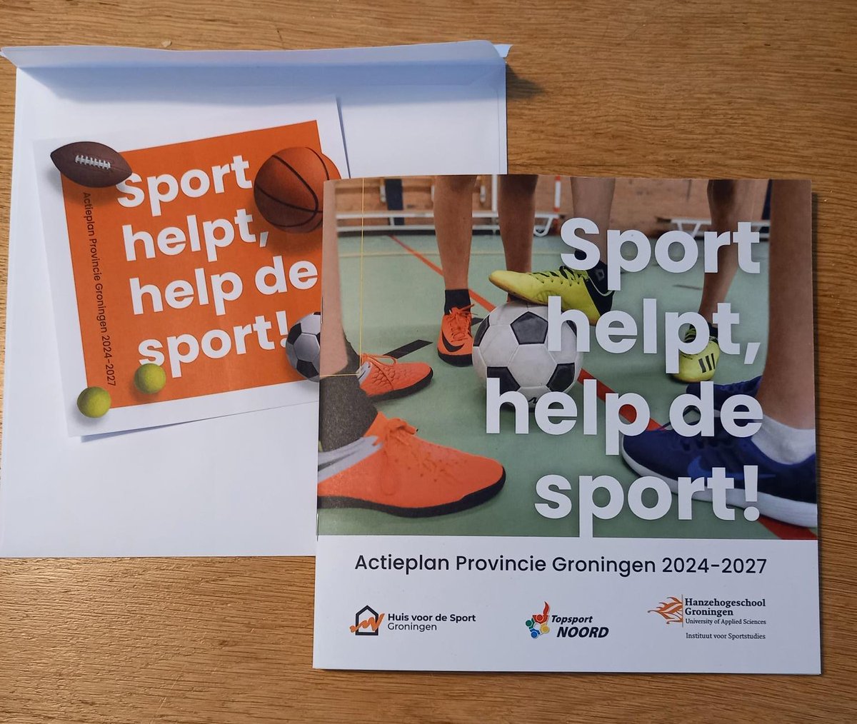 Huis voor de Sport (@huisvoordesport) on Twitter photo Reden te meer dat wij i.s.m. <a href="/Sportstudies/">Instituut voor Sportstudies Hanze Groningen</a> en <a href="/TopsportNoord/">Topsport NOORD</a> de afgelopen tijd hard hebben gewerkt aan een Actieplan Provincie Groningen 2024-2027. Vandaag gepresenteerd aan <a href="/BbbGroningen/">BBBGroningen</a> 'Sport helpt, help de sport!' @pvdagroningen <a href="/christenunie/">ChristenUnie</a> <a href="/groningerbelang/">GroningerBelang</a> #blijfbewegen Reden te meer dat wij i.s.m. <a href="/Sportstudies/">Instituut voor Sportstudies Hanze Groningen</a> en <a href="/TopsportNoord/">Topsport NOORD</a> de afgelopen tijd hard hebben gewerkt aan een Actieplan Provincie Groningen 2024-2027. Vandaag gepresenteerd aan <a href="/BbbGroningen/">BBBGroningen</a> 'Sport helpt, help de sport!' @pvdagroningen <a href="/christenunie/">ChristenUnie</a> <a href="/groningerbelang/">GroningerBelang</a> #blijfbewegen
