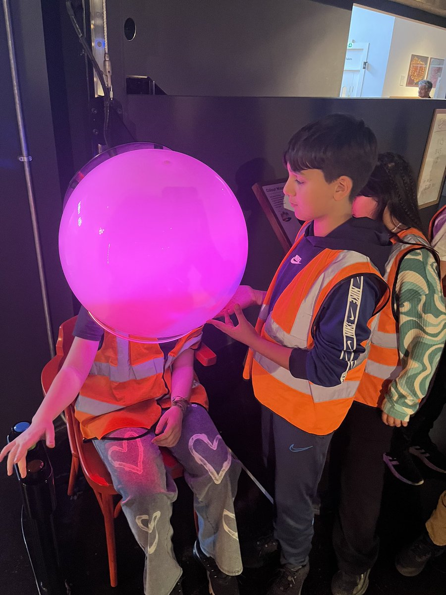 Roundhay Year 6 tweet media