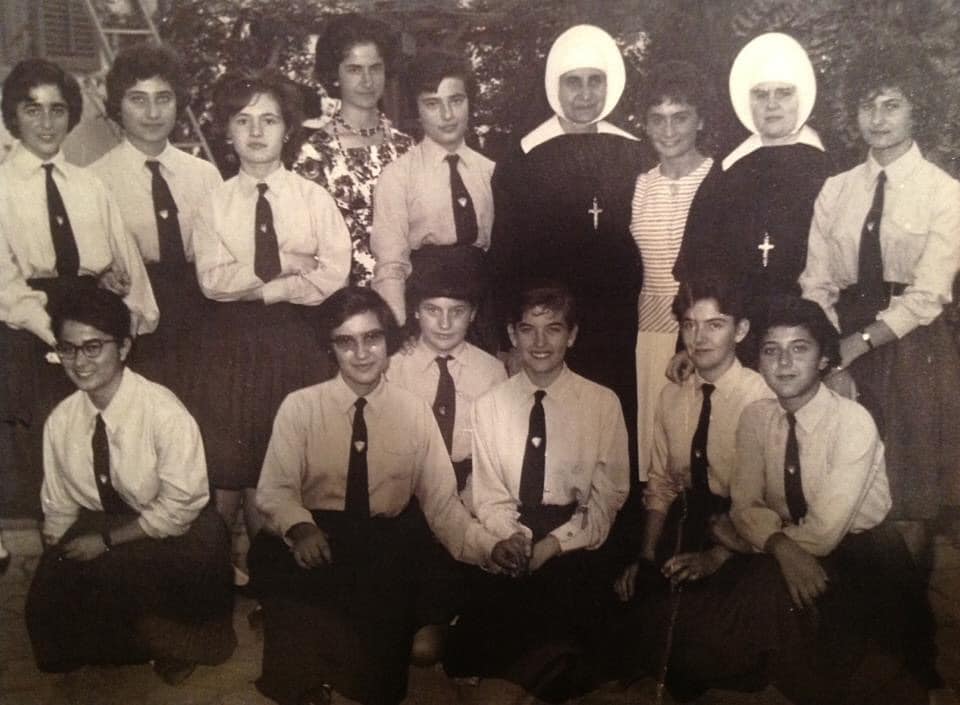 Blueyonetwo's tweet photo. St Joseph's School/ #Nicosia/ Would this be a #Maronite school/ 1960s/ #Cyprus// Yanilmiyorsam bu bir #Maronit okulu/ #Lefkosa/ 1960lar/ #Kibris https://t.co/o64LHCyd1C