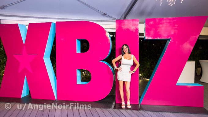 Sexy Fun @XBIZ  Miami opening day! Thank you @XBIZMoe 💋💋💋 https://t.co/2QBVWjomga<a class="tags" href="/tag/xbiz">@xbiz</a><a class="tags" href="/tag/xbiz">@xbiz</a><a href="/tag/clip"class="tags"><span>#clip</span></a><a href="/tag/anal"class="tags"><span>#anal</span></a>