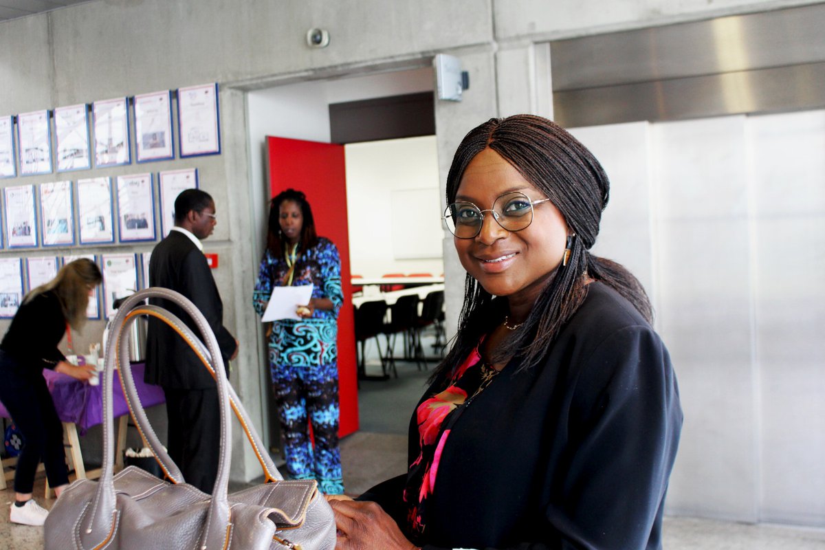 📸La deuxième partie de la matinée était consacrée aux ateliers #IAetInégalités,#IAetSHS, #IAetSanté. Vous pouvez retrouver la suite des interventions de cette deuxième journée via le lien zoom: u-bordeaux-montaigne-fr.zoom.us/j/87223010515?…
#IAetEquitéSociale
<a href="/UBMontaigne/">Université Bordeaux Montaigne</a> 
<a href="/AFD_France/">Agence Française de #Développement (AFD) 🇫🇷 🇪🇺</a> 
Chaire #UNESCO