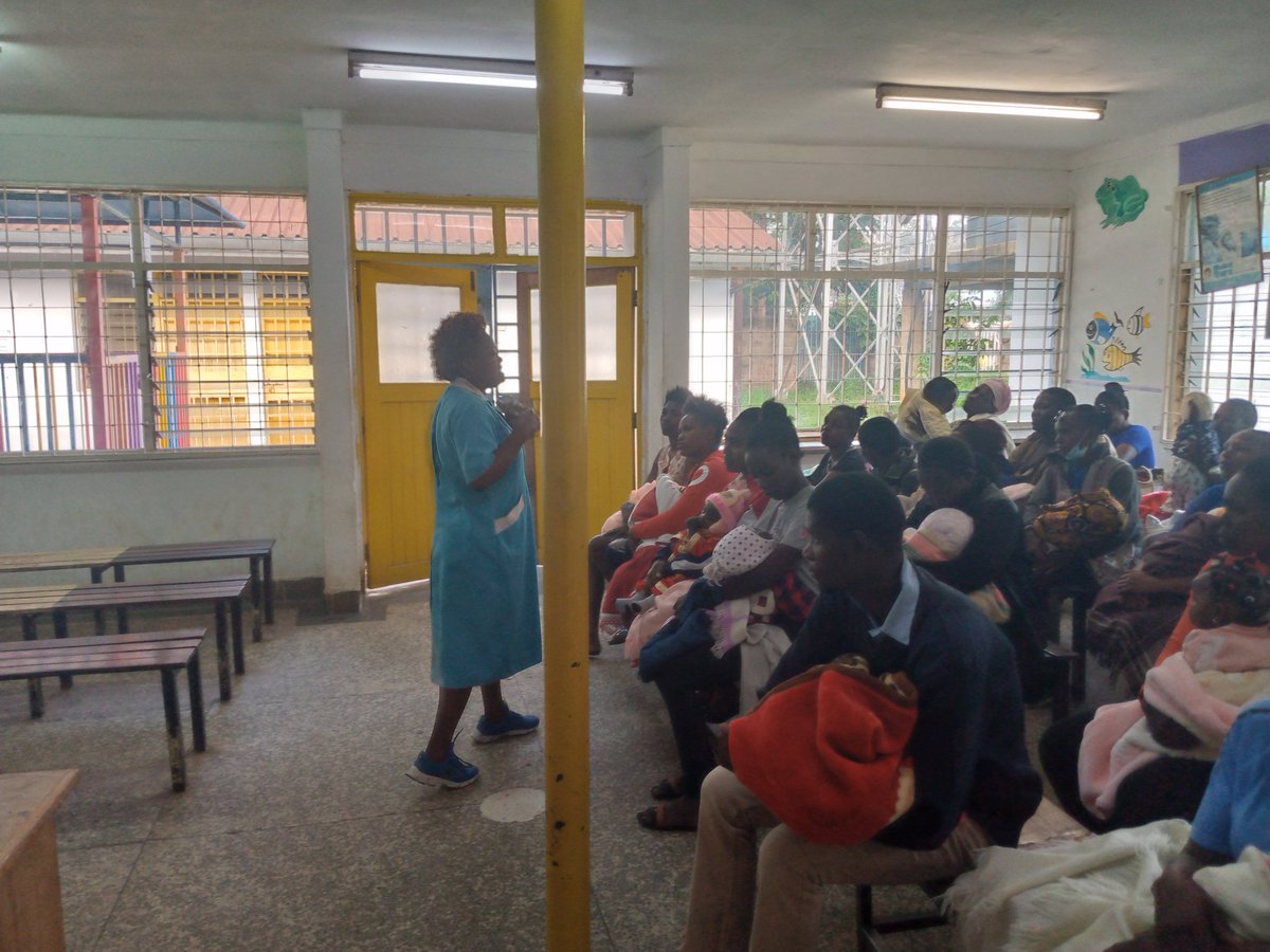 OsieloOdera's tweet photo. Telling the CHWS that only God can pay us is emotional blackmail !
  We need fair pay.Not small token.
 #salariedskilledprofesionalizedchws. https://t.co/By34qjxPmx