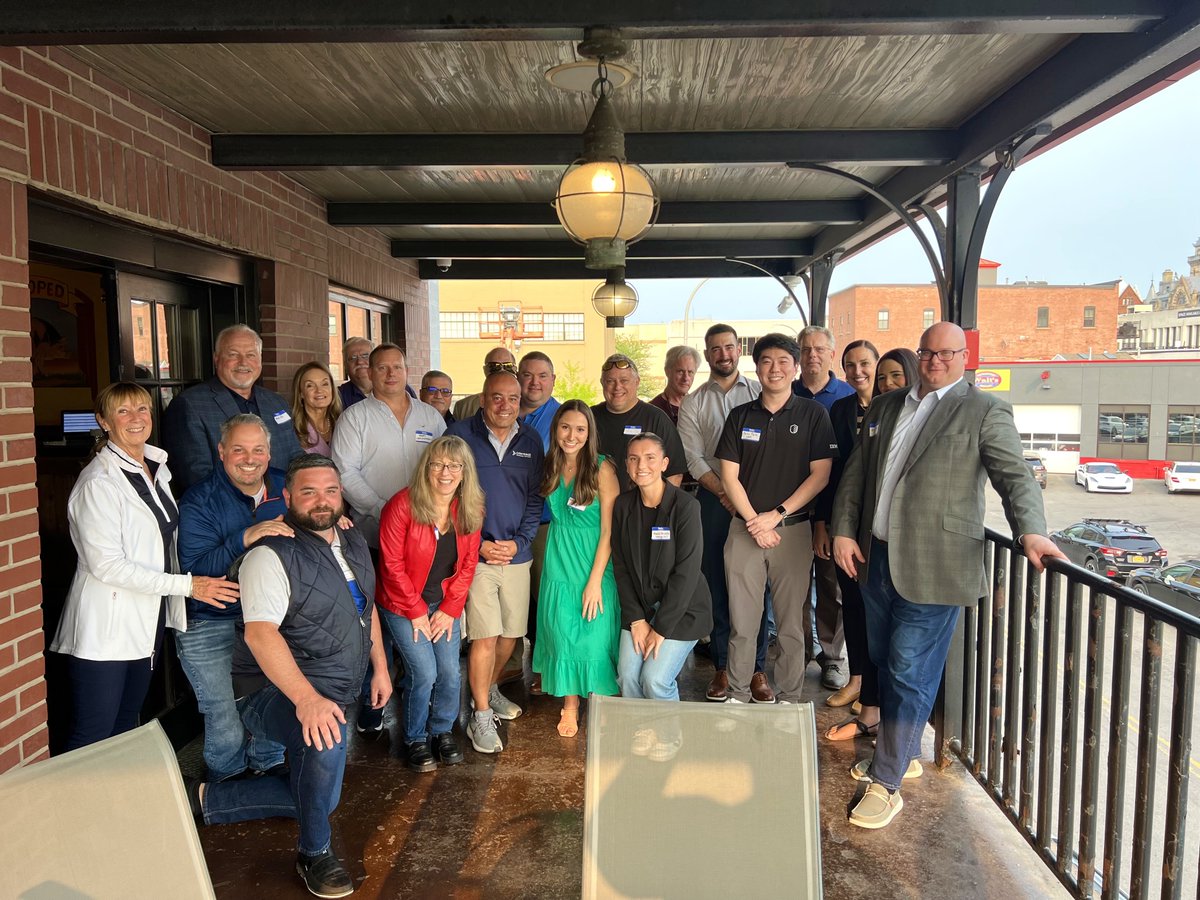 The Syracuse team had a blast catching up with our partners <a href="/IBM/">IBM</a> for a Smokin' Good Happy Hour at <a href="/Dinosaur_BBQ/">Dinosaur Bar-B-Que</a>! It was a great opportunity to connect with local customers and #TalkTech