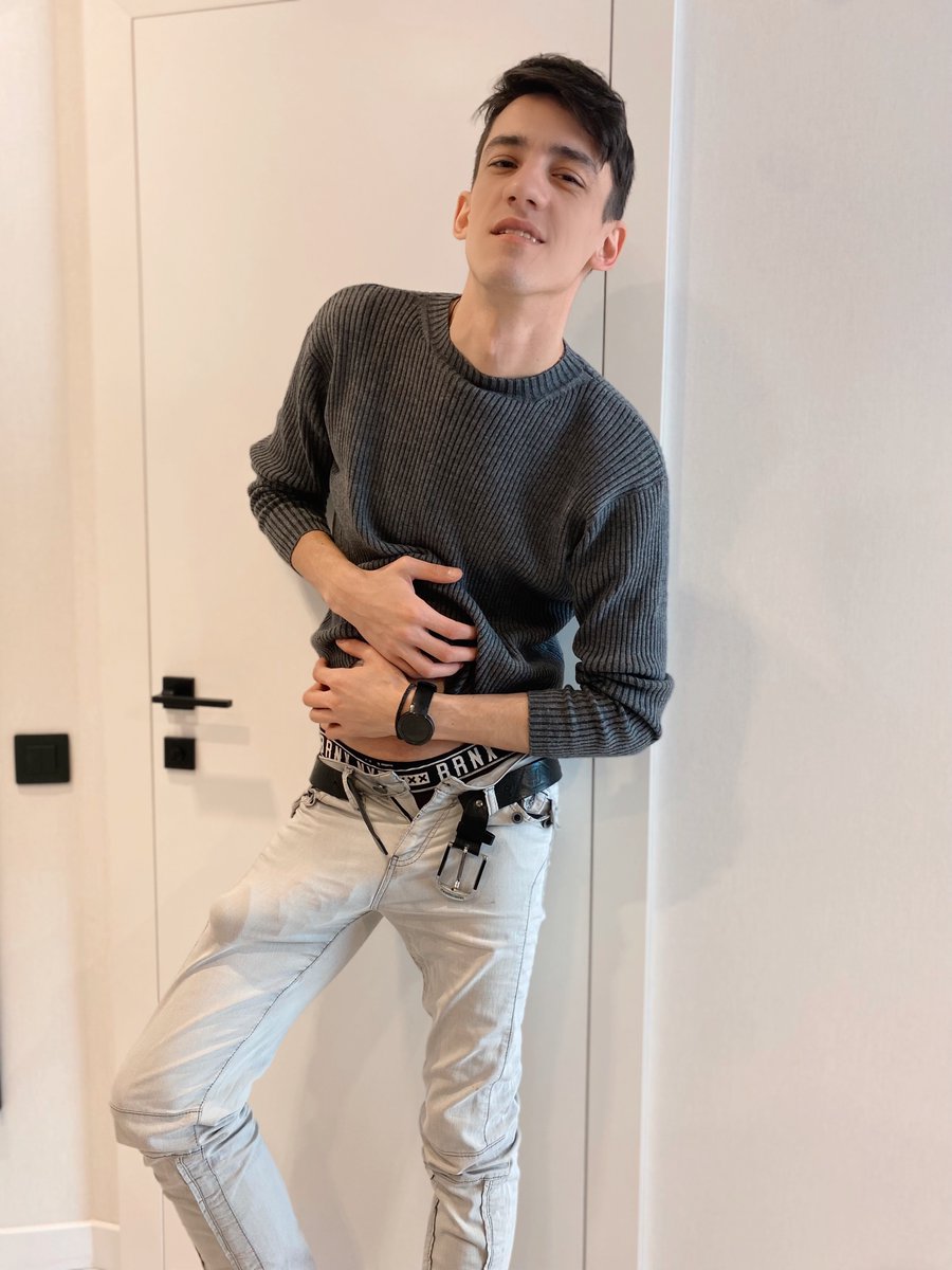 SashaBlue_eth's tweet photo. Anyone wanna jump in with me after a ride to the gym and a hard workout? #fitness 

https://t.co/jcN2F7uhll https://t.co/9XNmhkHxzZ