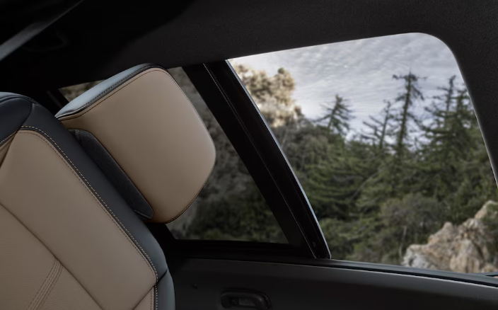ChevyMontebello's tweet photo. Your Summer Road Trip should be in the 2023 Chevrolet Equinox!
🗺️ 26 City / 31 Hwy MPGs*
🗺️ 63.9 cu. ft Cargo Space
🗺️ Seats 5

Get 1.9% APR or Lease the 2023 Equinox LT for $1,949 Down!

Choose now at Chevrolet of Montebello: https://t.co/LnA1sAcIky

#ChevroletEquinox
*EPA-est. https://t.co/uGhY8tIYKd