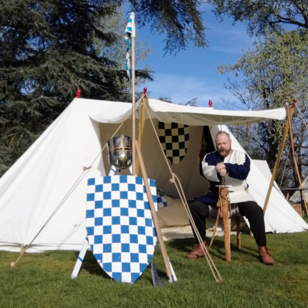 HistoricEchoes's tweet photo. Day 20 and we’re asked about #Relaxation for #MedievalMay – well, I always bring games, crafts, and enough things to be comfortable when I am not actively doing something else…so what comforts and relaxing activities can you see in these camp set ups? https://t.co/wzoERtYaiQ