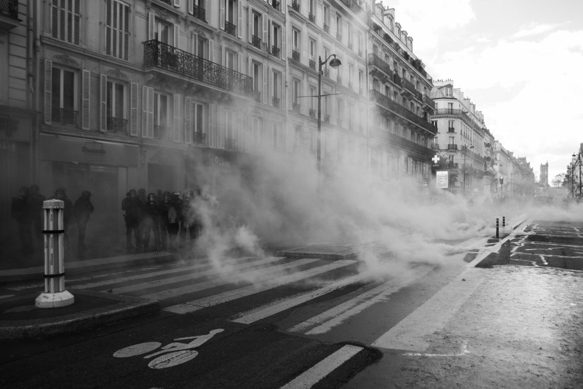 moreau_arnaud's tweet photo. Manifestations 

Mon premier artbook consacré aux manifestations est prévu de sortir en septembre 2023. Plus d'infos, voir ma publication "épinglée" en tête de mon profil https://t.co/GSrzFS04Xj