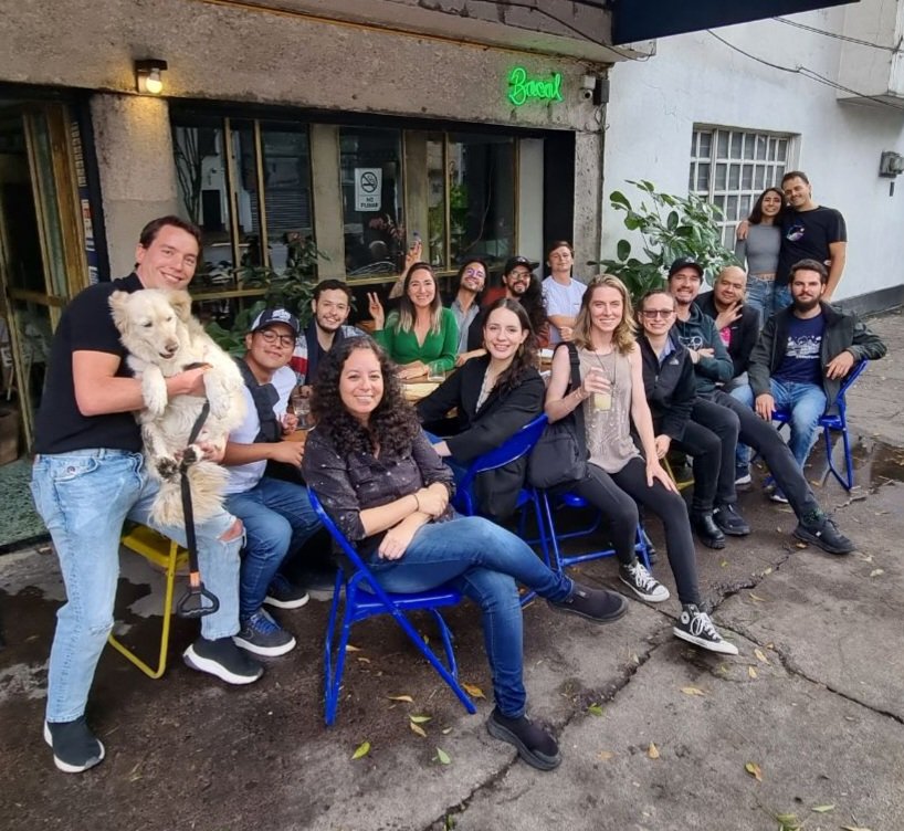 ReFiMexico's tweet photo. Primera meetup #ReFiMexico
1st meetup ReFi Mexico City.
#ReFiCDMX #CDMXRegens
#RegeneraMexico #MexicoRegenerativo #FinanzasRegenerativas #DeSci #DeSoc #RegensUnited #RegensMexico https://t.co/vObvDhR9D4
