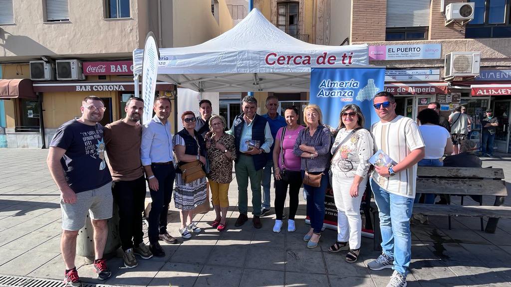 miguelcazorlag's tweet photo. DIARIO DE CAMPAÑA
Cuarto Día, 15-5-2023
Día de San Isidro y San Indalecio, Gran parte del equipo estuvimos en el Mercado de la bola azul, Barrio de San Luís y entorno. Por la tarde Lonja y pescadería-la Chanca junto a los hombres y mujeres de la Mar que tan necesitados están de apoyo y ayudas. @almeriaavanzac cuentan con todo nuestro apoyo. entrevista con Almeria postureo y Solemne misa y procesión claustral en la catedral en honor al patrón de Almeria, San Indalecio.