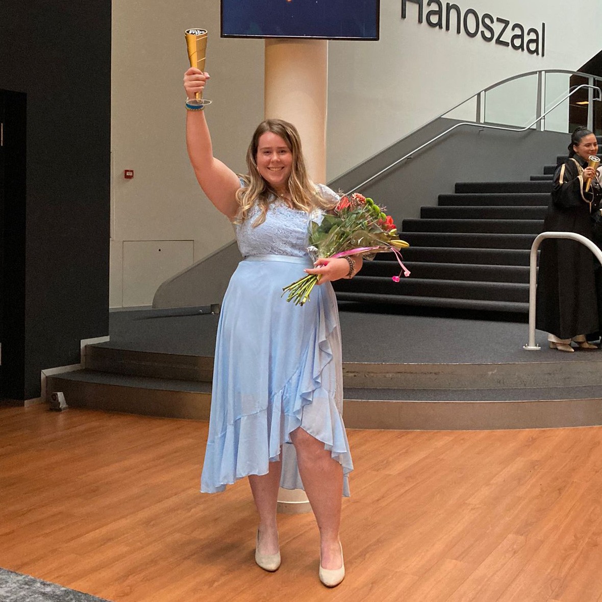 ROC van Flevoland (@rocvanflevoland) on Twitter photo Wat was het <a href="/Ditismbo/">Dit is mbo</a> Ambassadeursgala spannend. Onze ambassadeur Esmée maakte kans op de titel Landelijk Ambassadeur mbo 2023. Helaas behaalde ze geen podiumplek, maar ze heeft het super gedaan en is een ervaring rijker 🤩🙌
#ditismbo #ambassadeursgala #rocvanflevoland #rocvf Wat was het <a href="/Ditismbo/">Dit is mbo</a> Ambassadeursgala spannend. Onze ambassadeur Esmée maakte kans op de titel Landelijk Ambassadeur mbo 2023. Helaas behaalde ze geen podiumplek, maar ze heeft het super gedaan en is een ervaring rijker 🤩🙌
#ditismbo #ambassadeursgala #rocvanflevoland #rocvf
