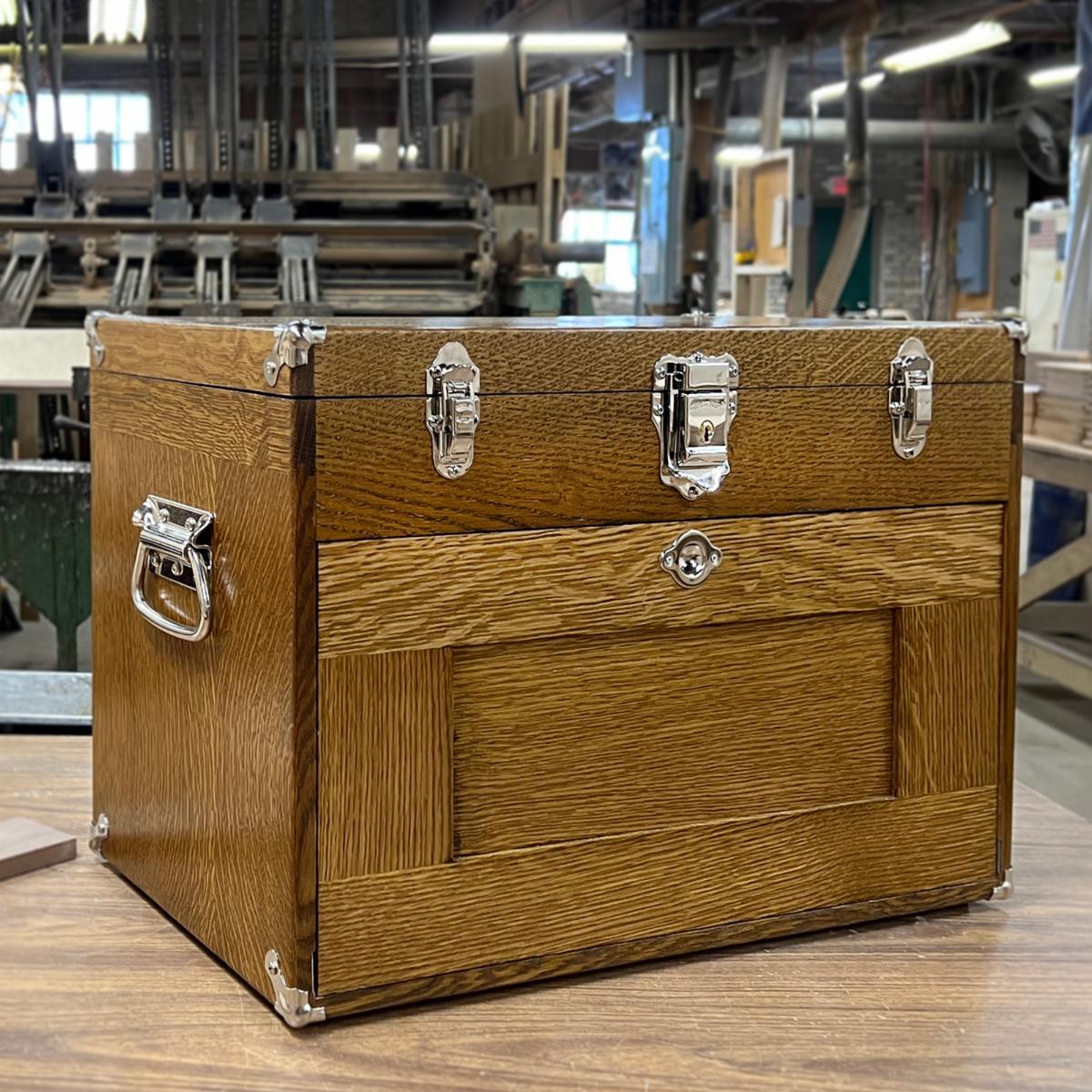 GerstnerUSA's tweet photo. Craftsmanship Lives! 
Storing precision tools or treasured collections, Gerstner has been protecting things that matter for over 116 years. Experience superior craftsmanship, whether it’s out on the shop floor or in your living room. https://t.co/H6b4thCmHm