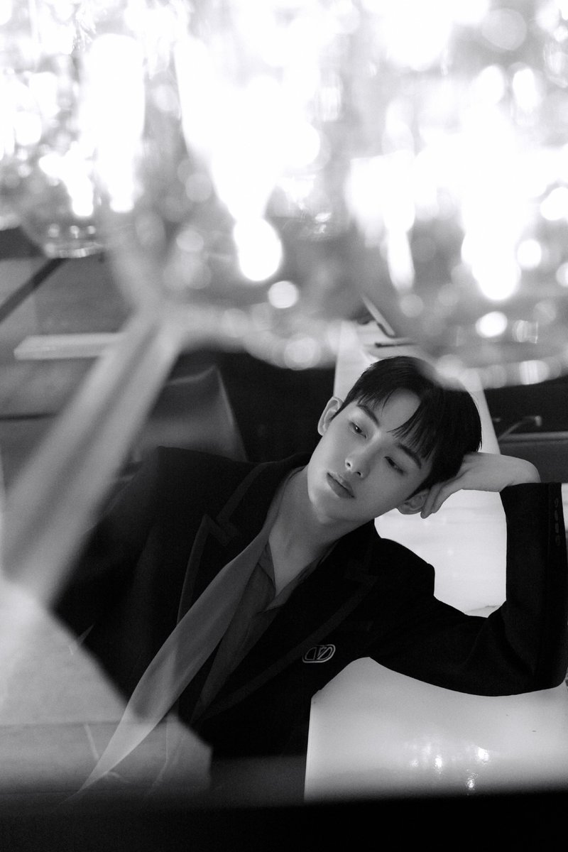 #DongSicheng for a Valentino brand event

More snaps - weibo.com/7717408547/490…