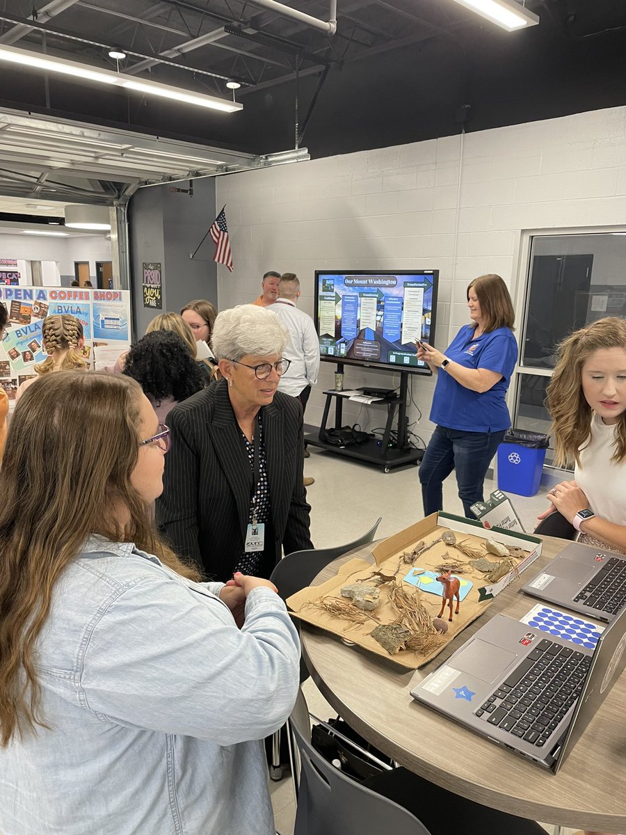 Alexa Dunn (@adunn74) on Twitter photo A great morning celebrating student work w/ Bullitt Co educators at the Graduate Profile Exhibition! <a href="/DellTech/">Dell Technologies</a> <a href="/ALPlearn/">Team ALP</a> <a href="/AdrienneUsher1/">Adrienne Usher, Ed.D.</a> <a href="/RachelFruin/">Rachel Fruin</a> A great morning celebrating student work w/ Bullitt Co educators at the Graduate Profile Exhibition! <a href="/DellTech/">Dell Technologies</a> <a href="/ALPlearn/">Team ALP</a> <a href="/AdrienneUsher1/">Adrienne Usher, Ed.D.</a> <a href="/RachelFruin/">Rachel Fruin</a>