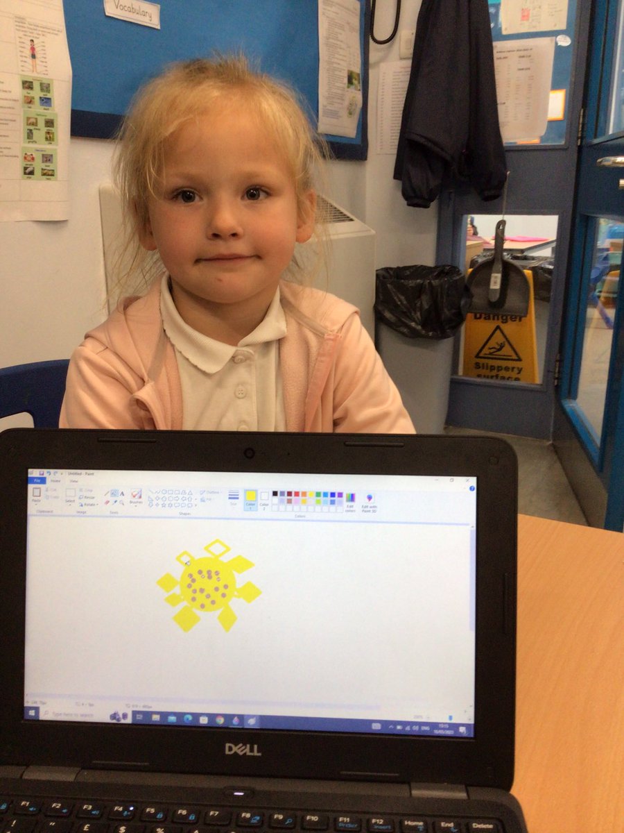 ditton_ps's tweet image. 1RD have enjoyed their digital painting lesson in computing today. They have produced some fantastic sunflowers 🌻 #DittonPrimaryComputing
