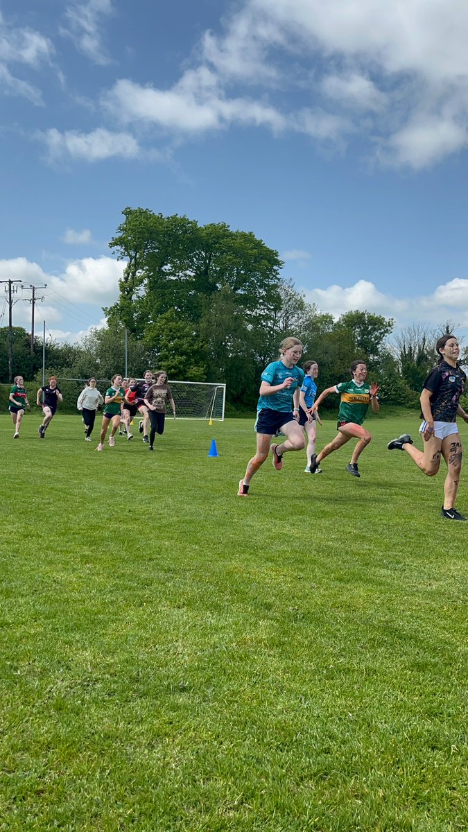 jcscience_ie's tweet image. A break from the Science books today for Sports Day 🏃🏻‍♀️
Well done to everyone who took part, thanks to the PE department &amp;amp; @mercynewross for a fun filled day🍦🏆