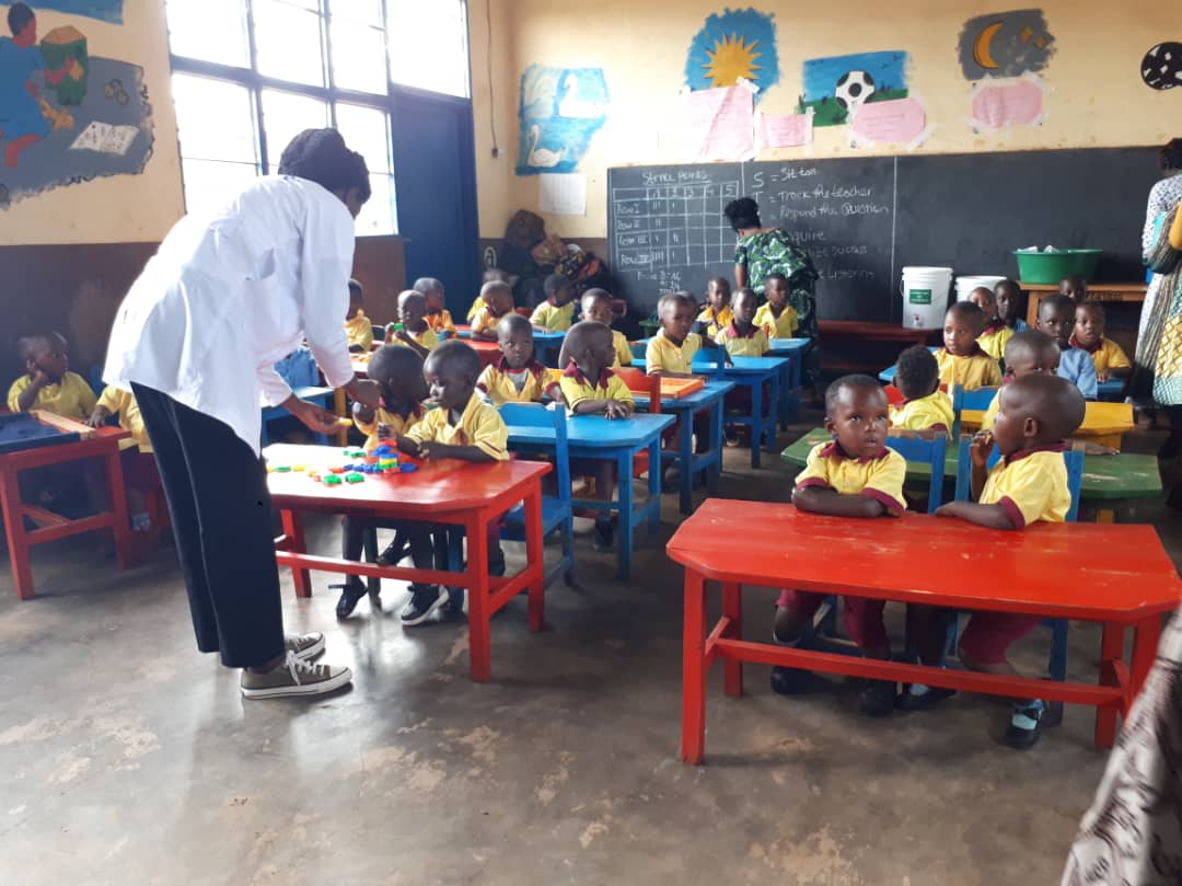 VisitKirehe's tweet photo. #Kirehe hatangijwe icyumweru cyahariwe kwita ku ngo mbonezamikurire za abana bato. "Urugo mbonezamikurire,umusingi w'ubuzima bw'umwana". #ECDWEEK
#RwandaChild
@JeanneNhabimana @rangira @EKGasana @RwandaEast @Rwanda_Child @KireheDistrict @RwandaLocalGov https://t.co/djq1fqGoo9