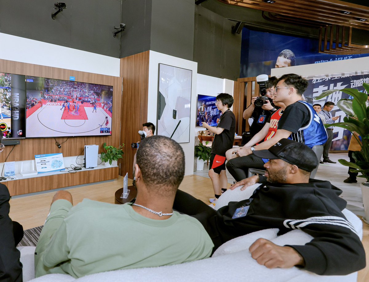 RDCHNGaming tweet media